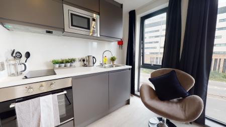 Flat Parkside in Coventry