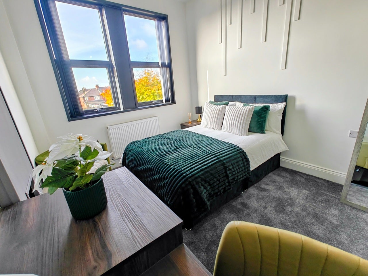 Room Queens Road in Preston