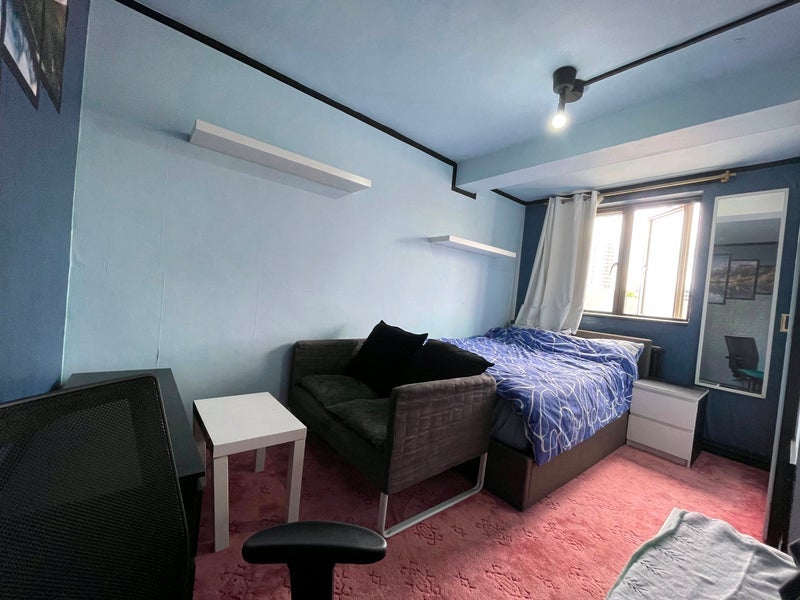 Room Ambrose Street in Greater London