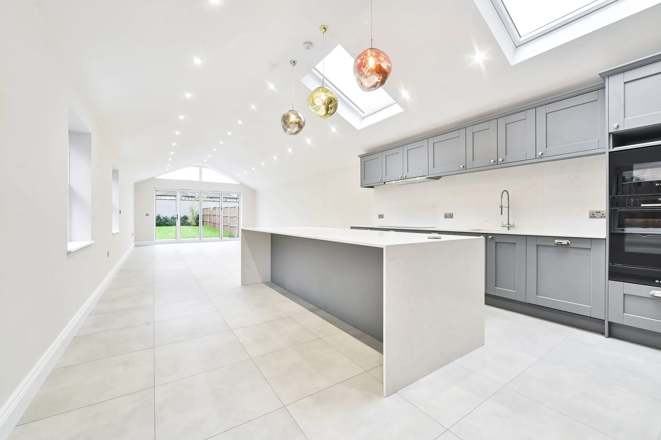 House Sycamore Grove in Greater London