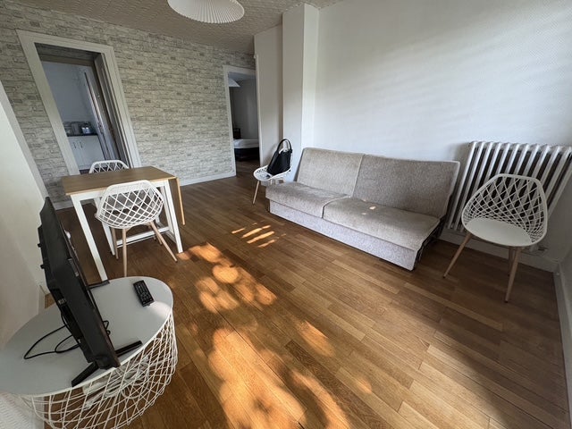 Room Avenue Roger Salengro in Villeurbanne