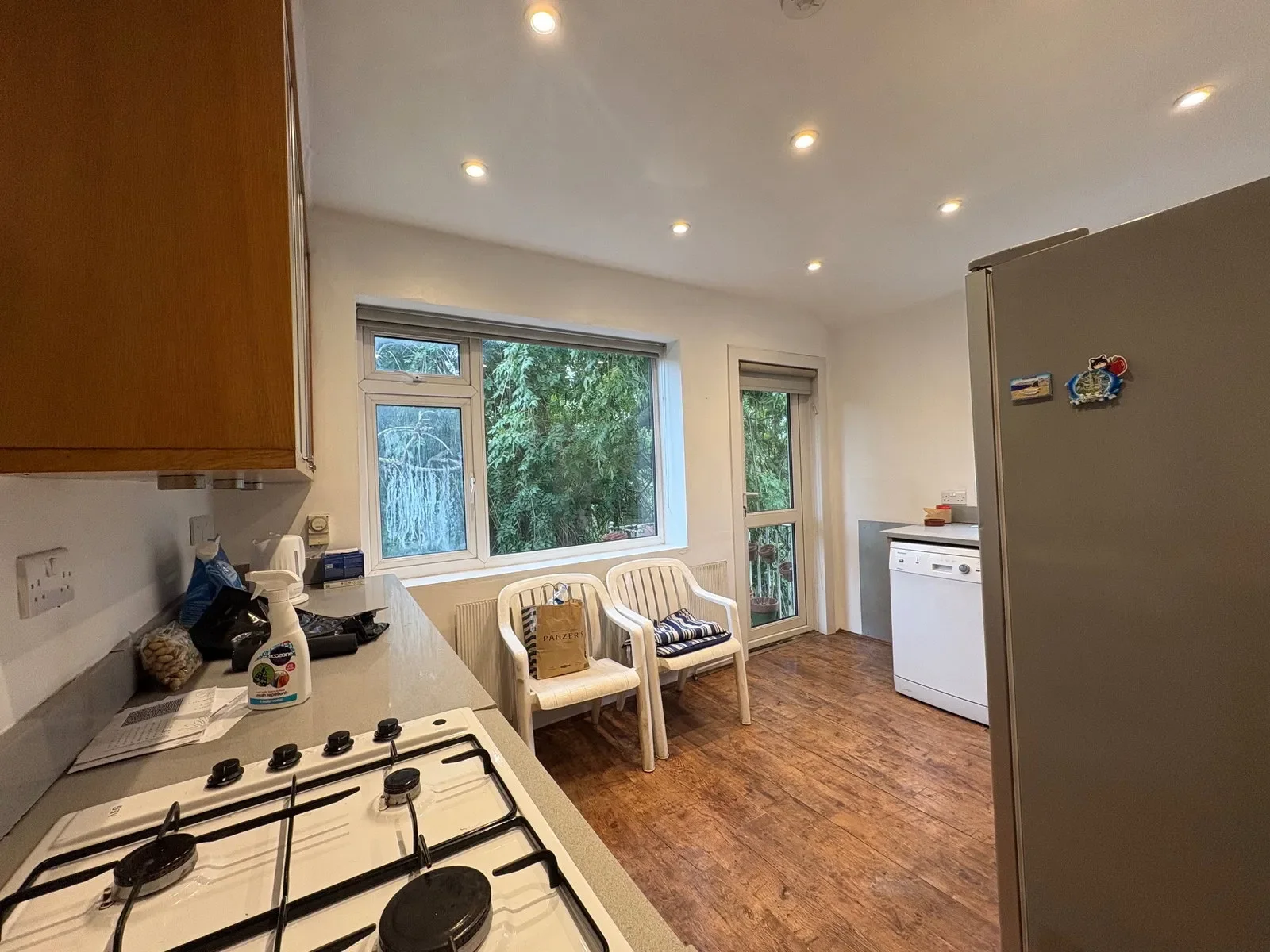 Flat Neeld Crescent in Greater London