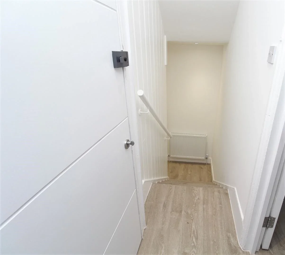 Flat Linzee Road in Greater London