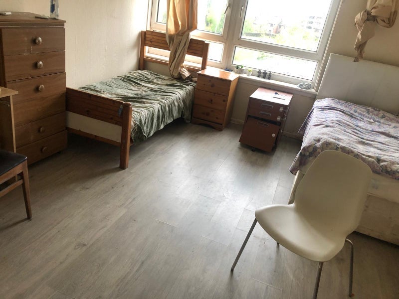 Room Grafton Place in Glasgow