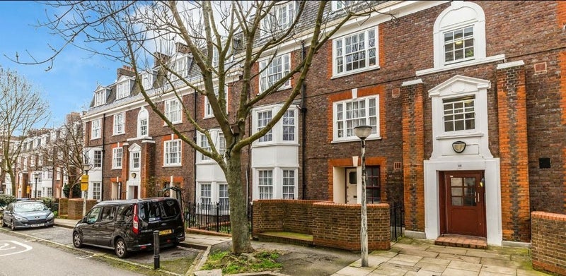 House Sebbon Street in Greater London