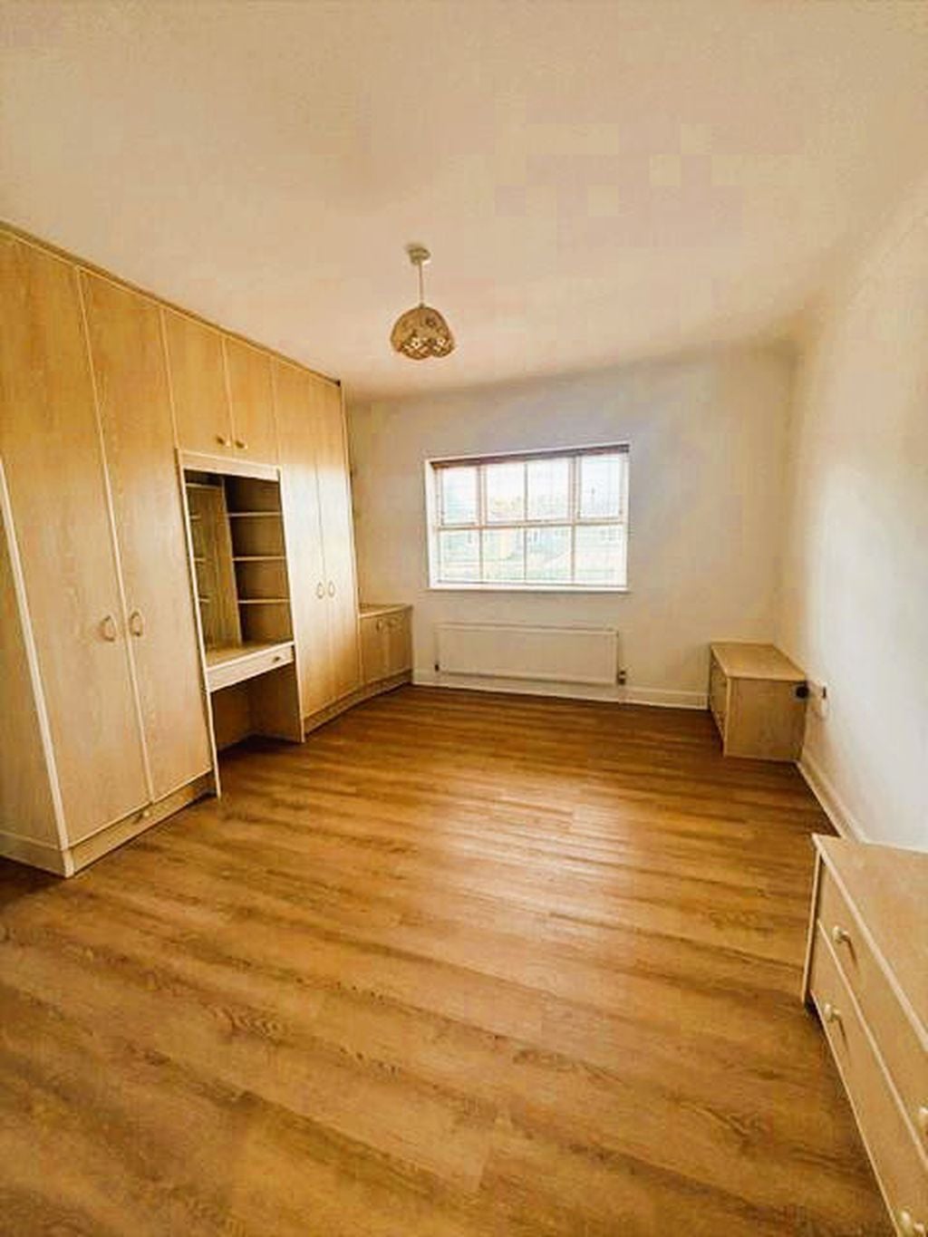 Flat Carlisle Place in London