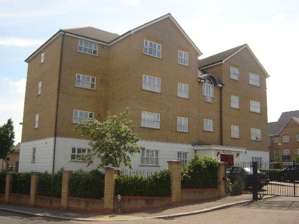 Flat Carlisle Place in London