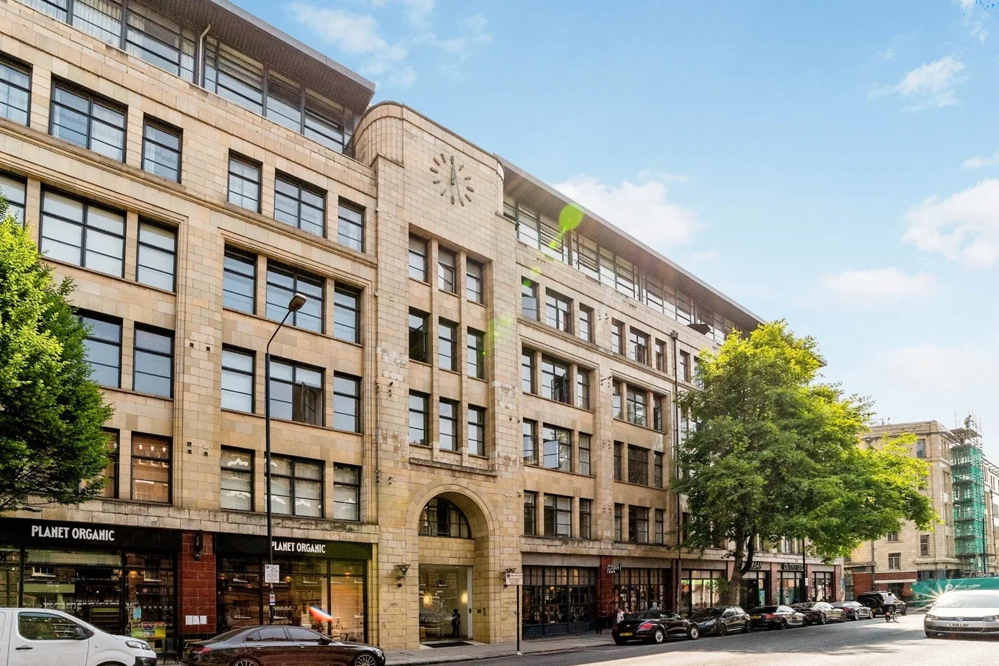 Flat Commercial Street in Greater London