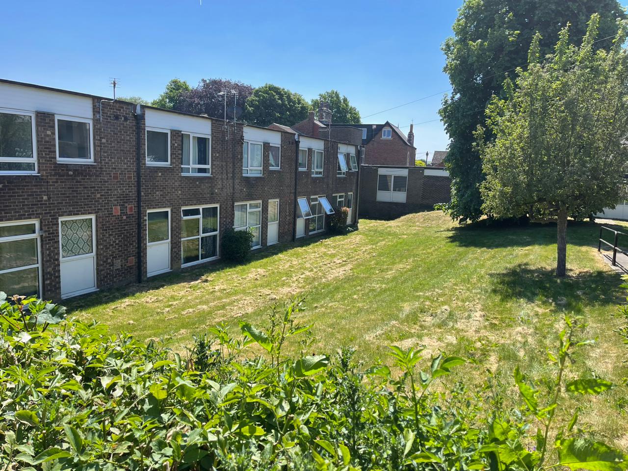 Flat Hawthorn Road in Bishop Auckland