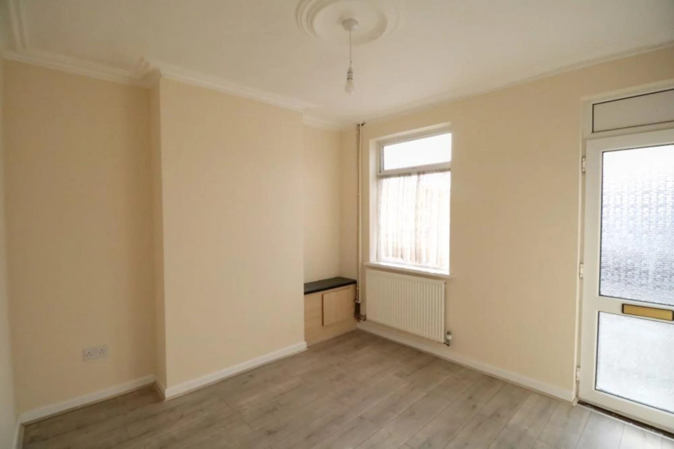 Flat Pennell Street in Stoke-on-Trent