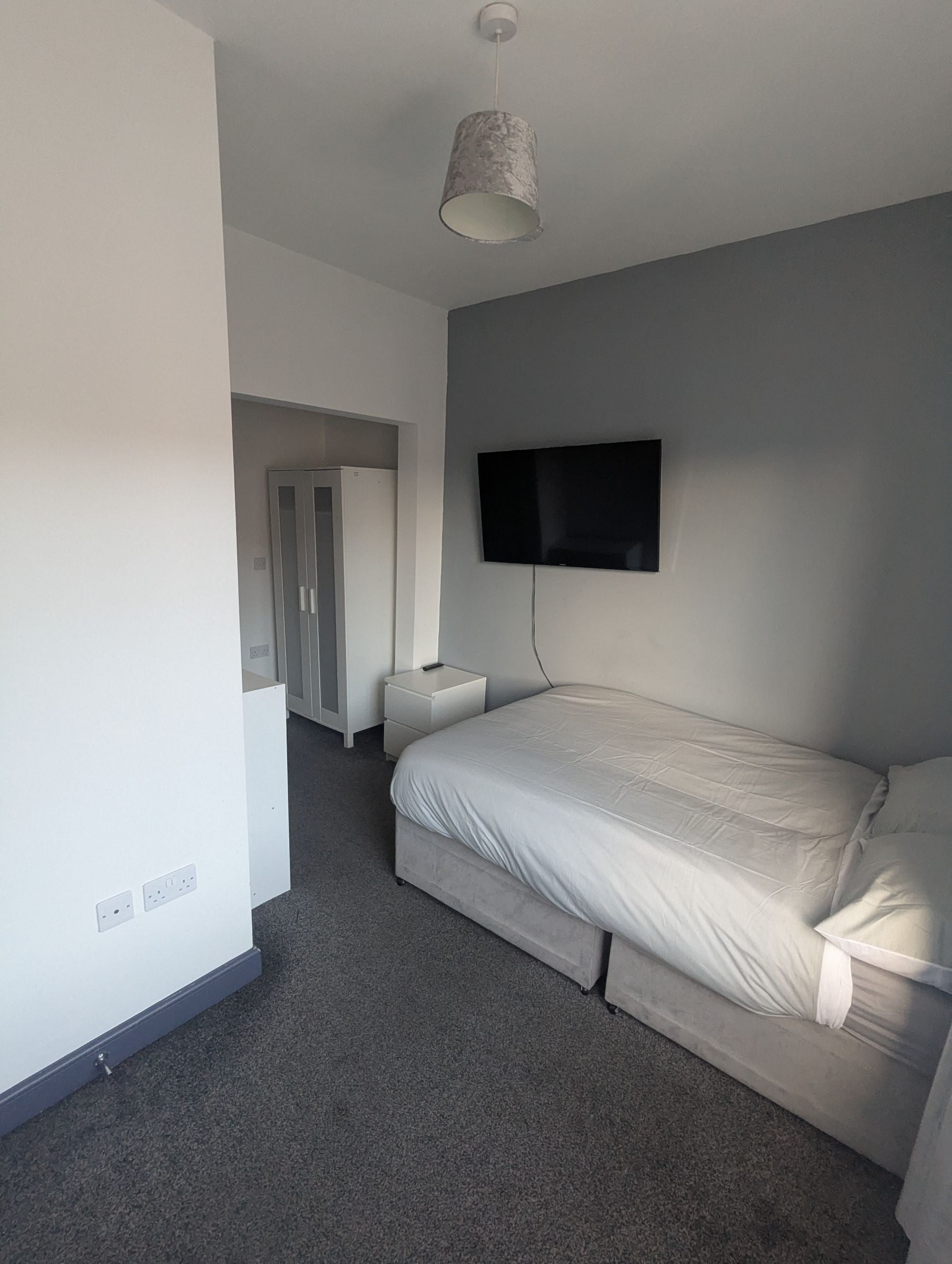 Room Lowther Road in Doncaster