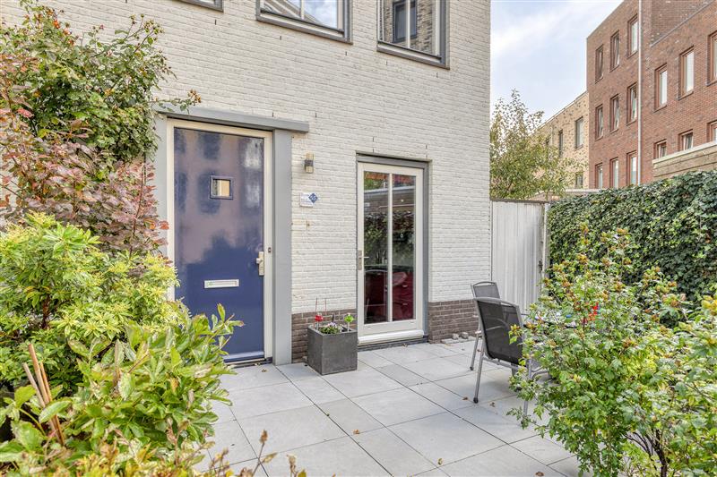 Hoekwoning te koop: A. Moenstraat 53, Amsterdam