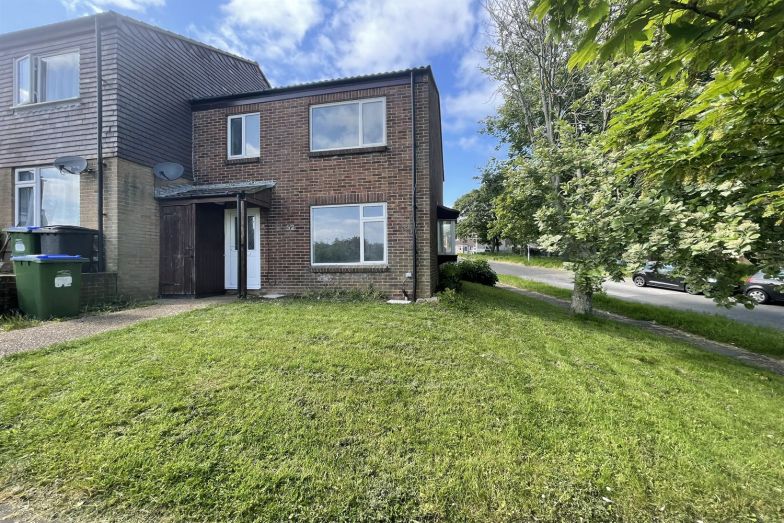 House Raymond Close in Seaford