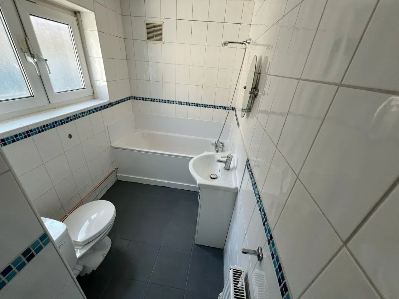 Room Paul Street in Greater London