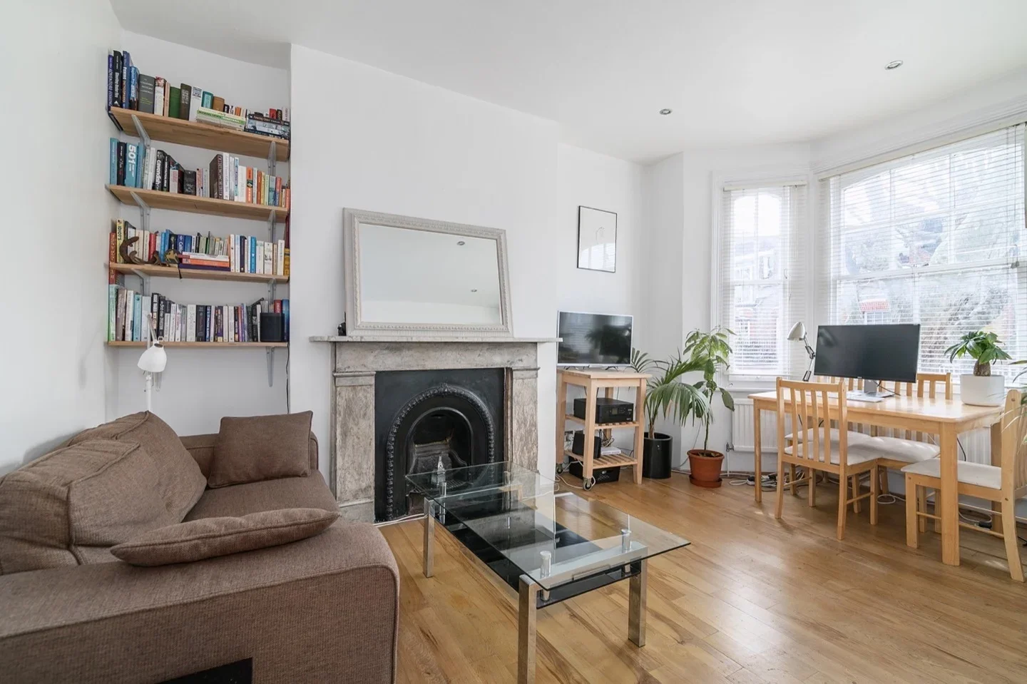 Flat Fulham Road in Greater London