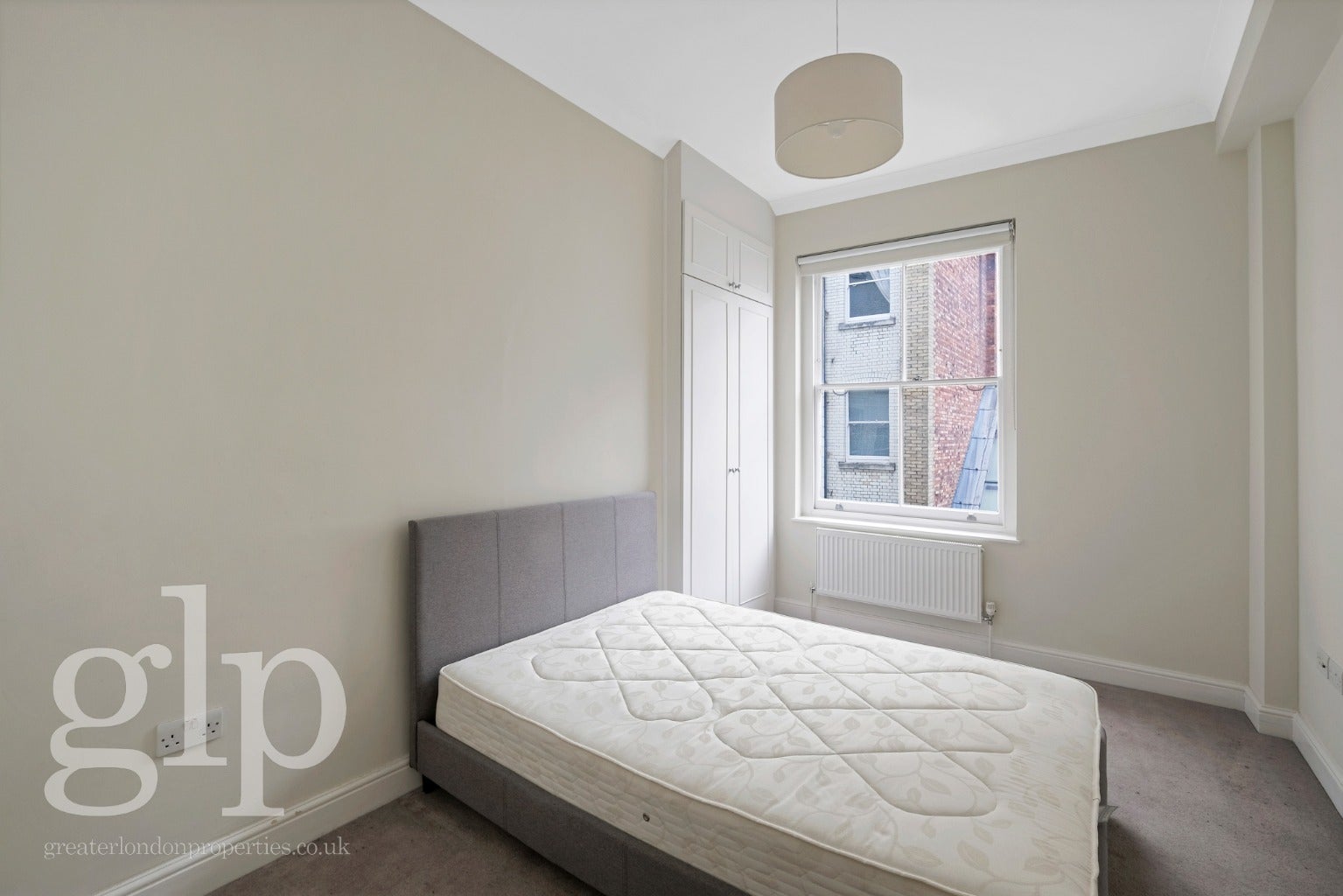 Flat Adeline Place in Greater London