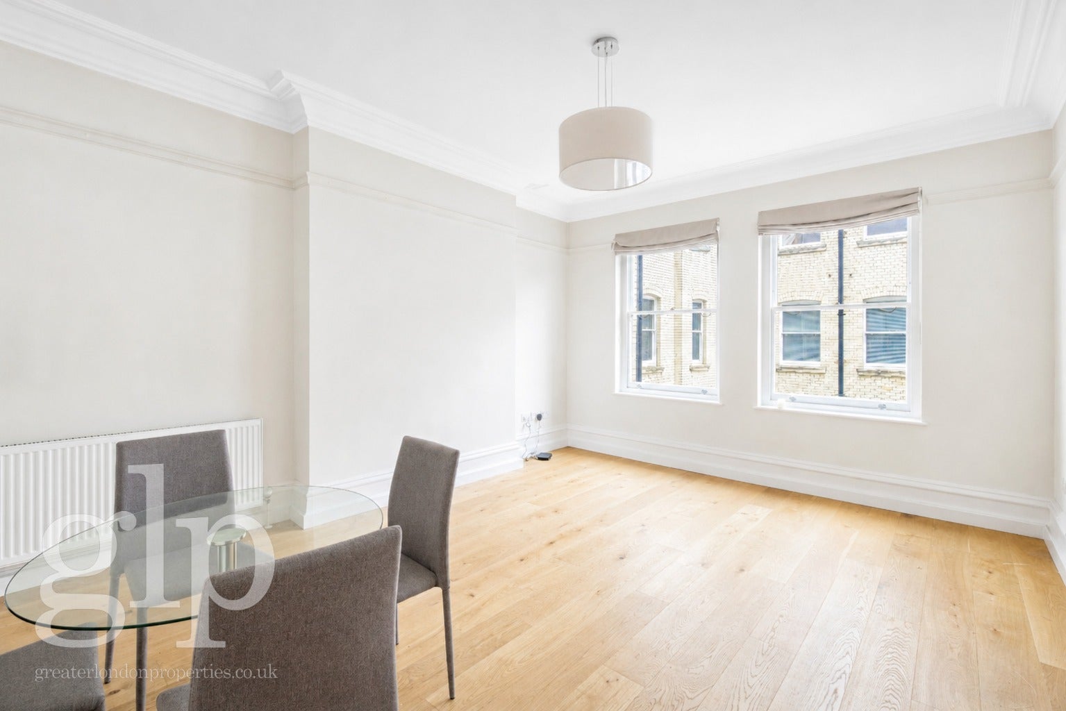 Flat Adeline Place in Greater London