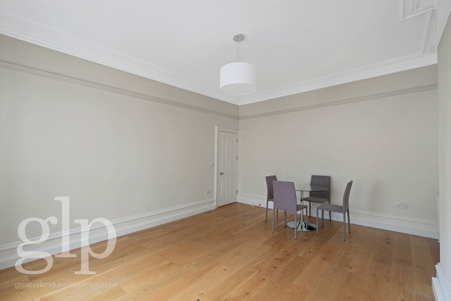 Flat Adeline Place in Greater London
