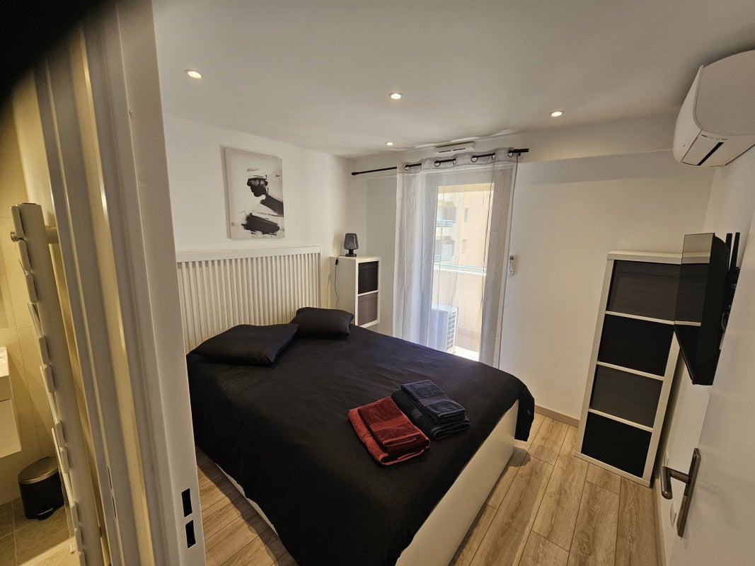 Flat Rue de France in Nice