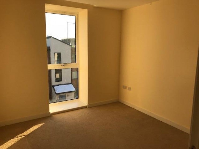 Flat Barrack Close in Dawley