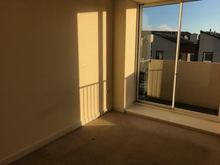 Flat Barrack Close in Dawley