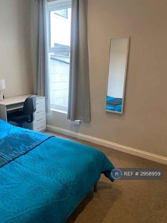 Room Worthing Road in Portsmouth