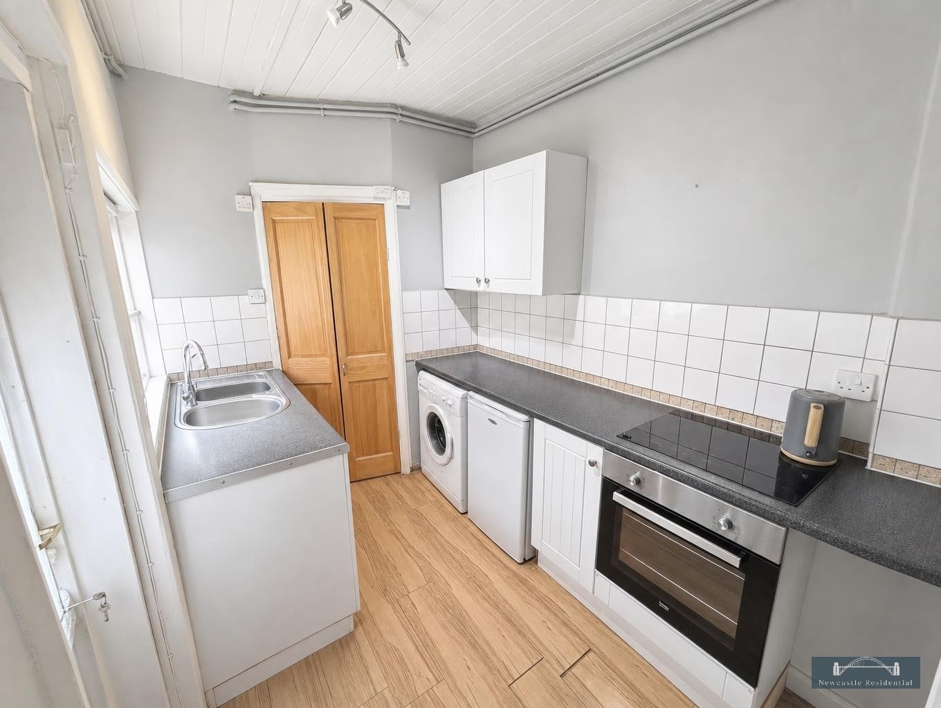 Flat Sandringham Road in Newcastle upon Tyne
