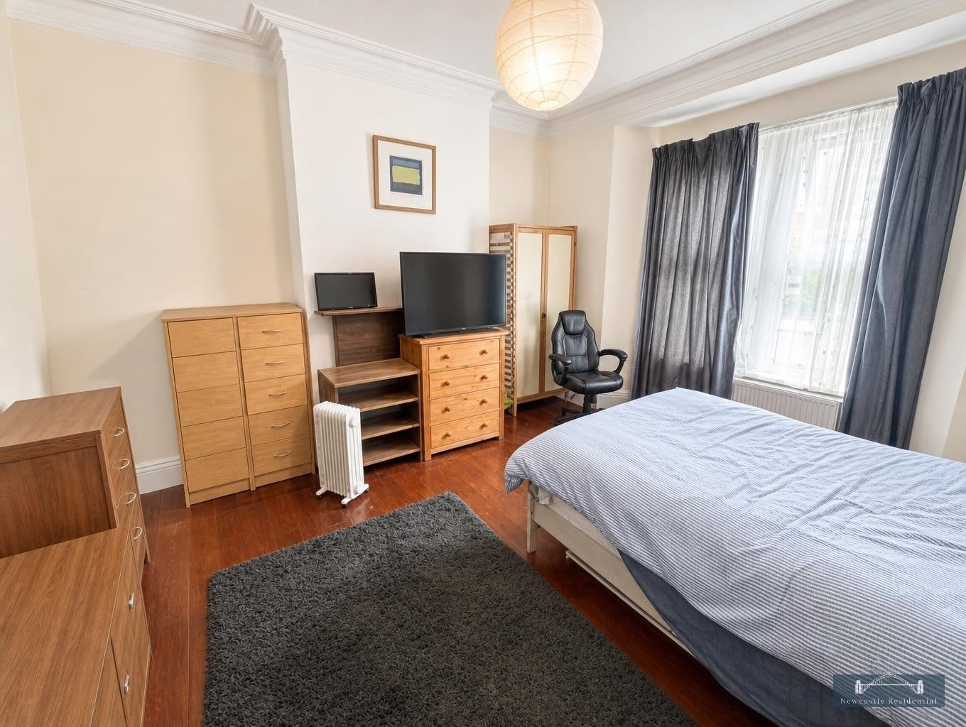 Flat Sandringham Road in Newcastle upon Tyne