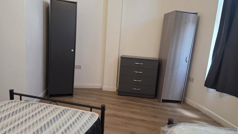 Room Brigstock Road in Greater London