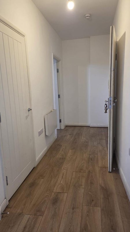 Room Brigstock Road in Greater London
