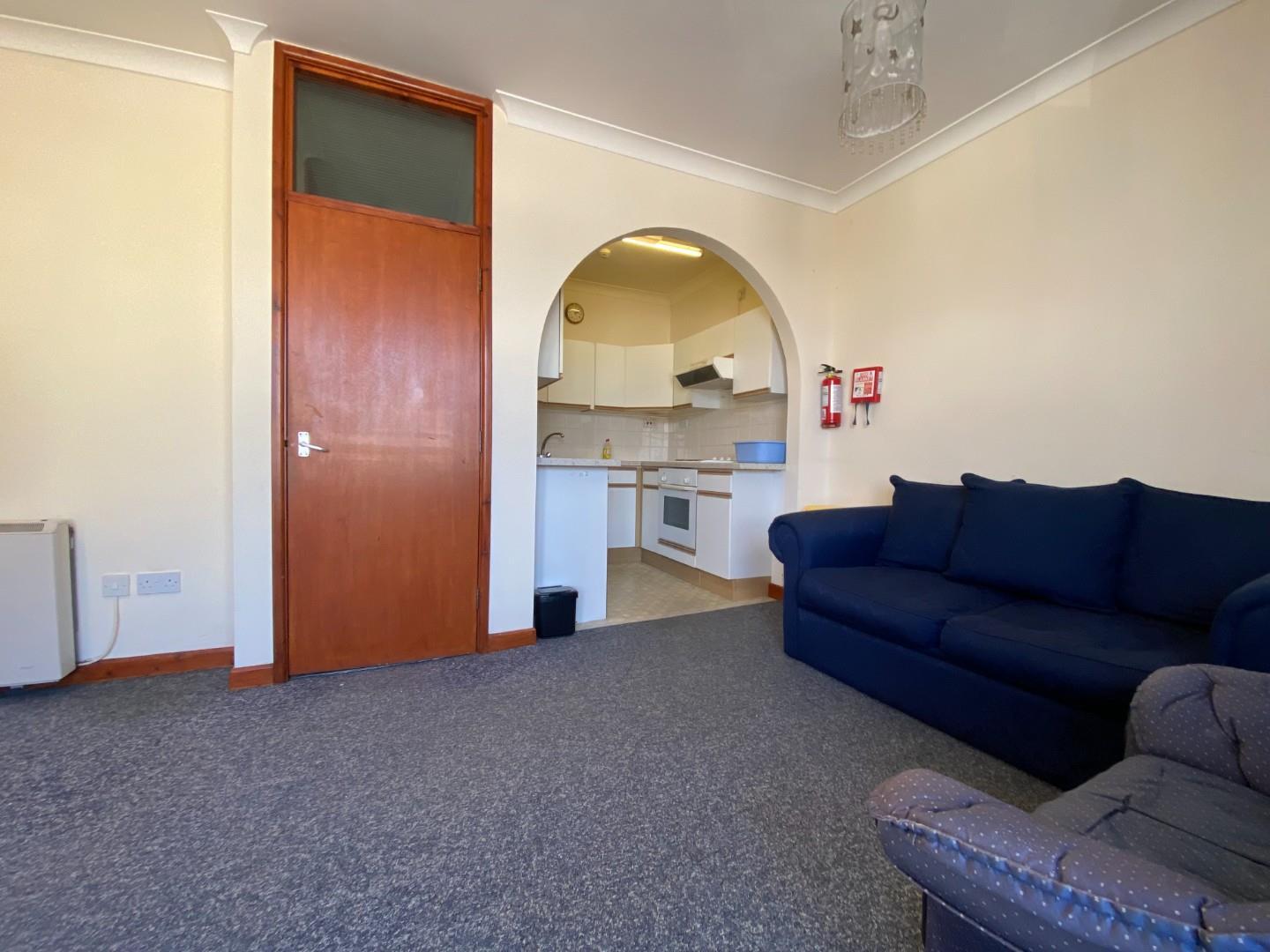 Flat Cambrian Terrace in Borth