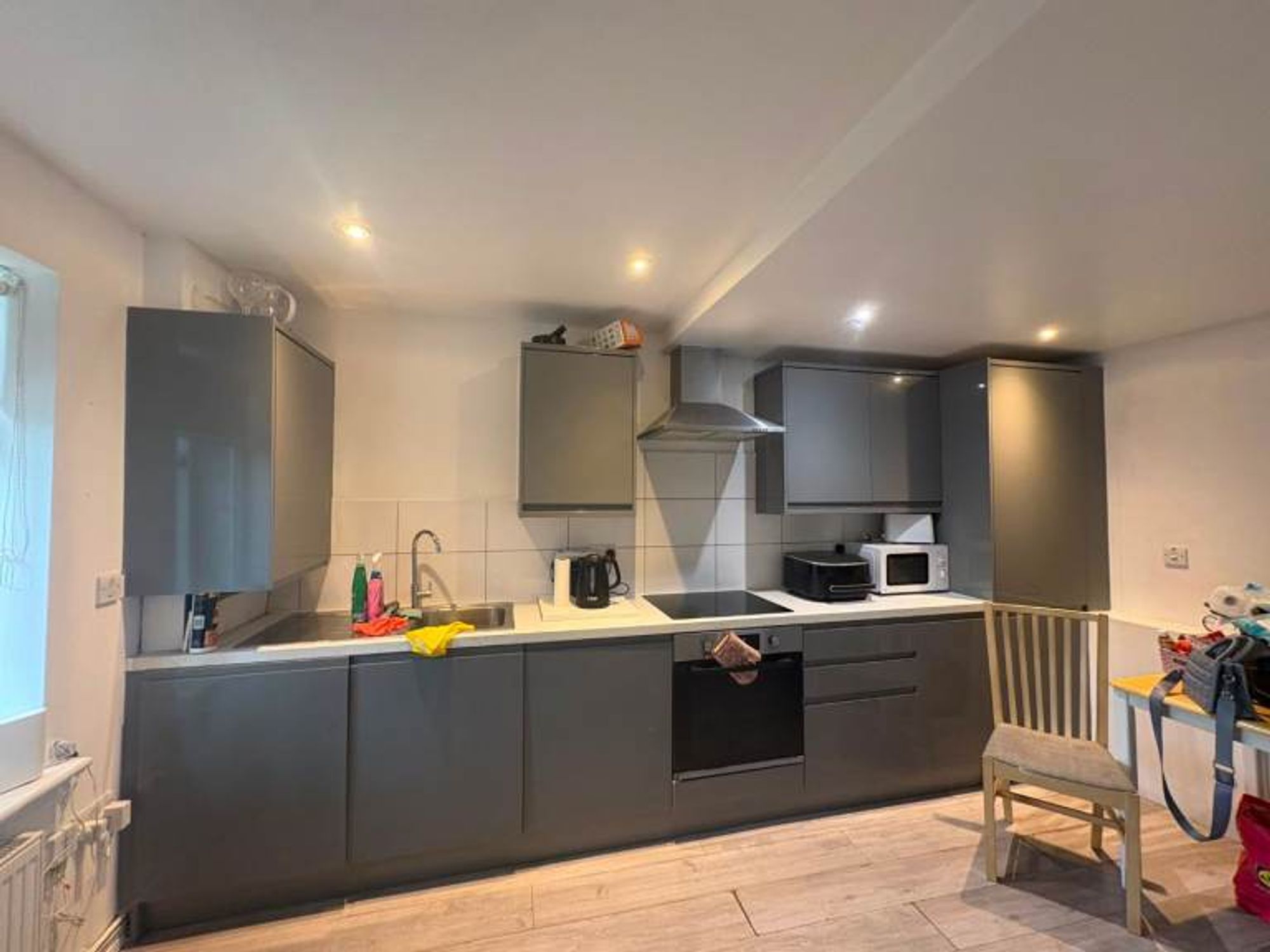 Flat Montrell Road in Greater London