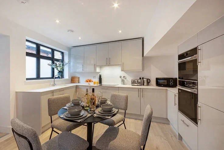 Flat Easthampstead Road in Wokingham