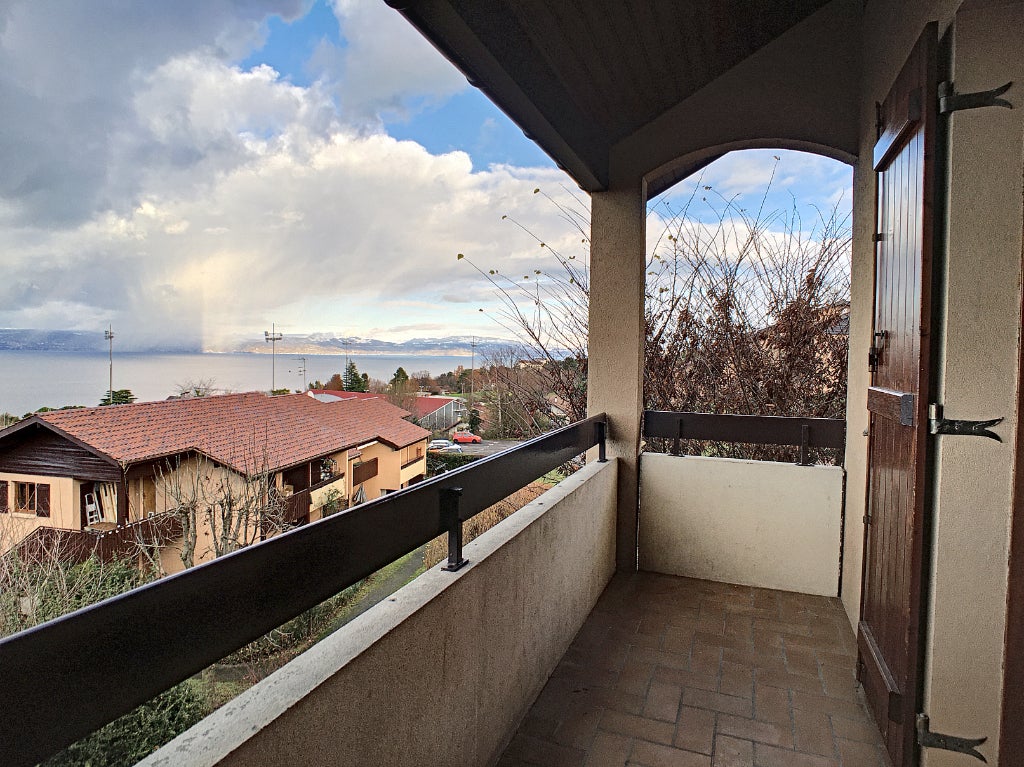 Appartement Avenue Jean Léger à Évian-les-Bains