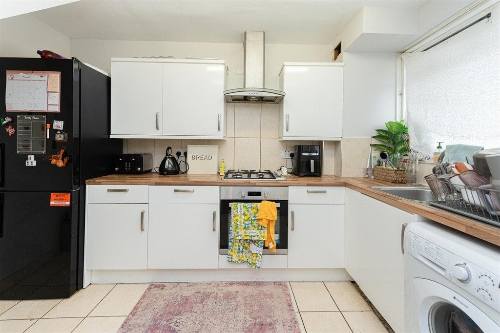 Flat Walter Terrace in Greater London