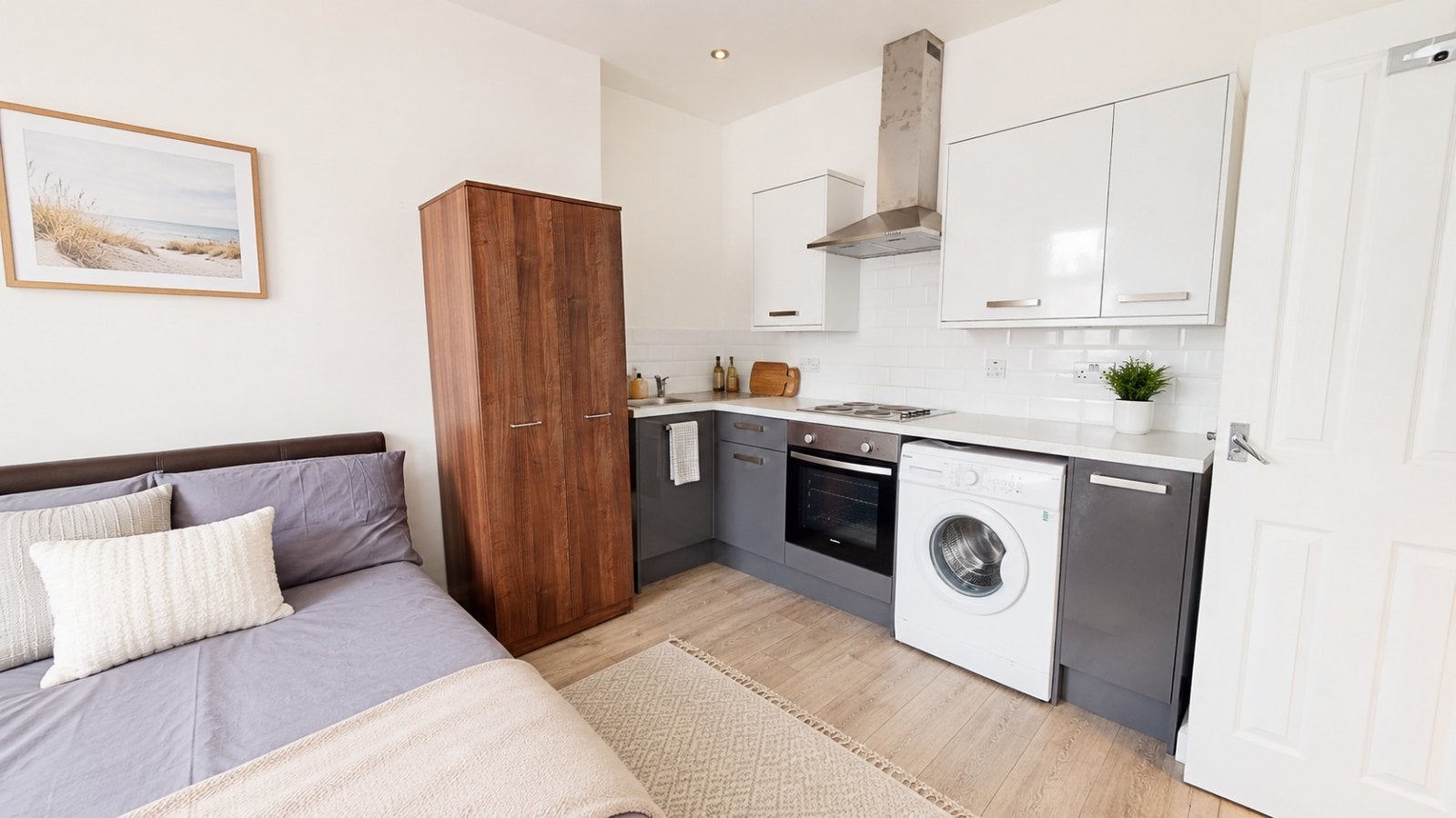 Flat Ashby Road in Charnwood