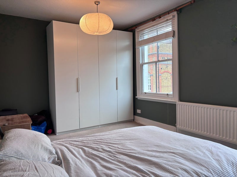 Room Bellenden Road in Greater London