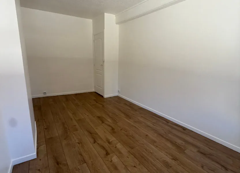 Flat Rue Pierre Fourel in Saint-Genis-Laval