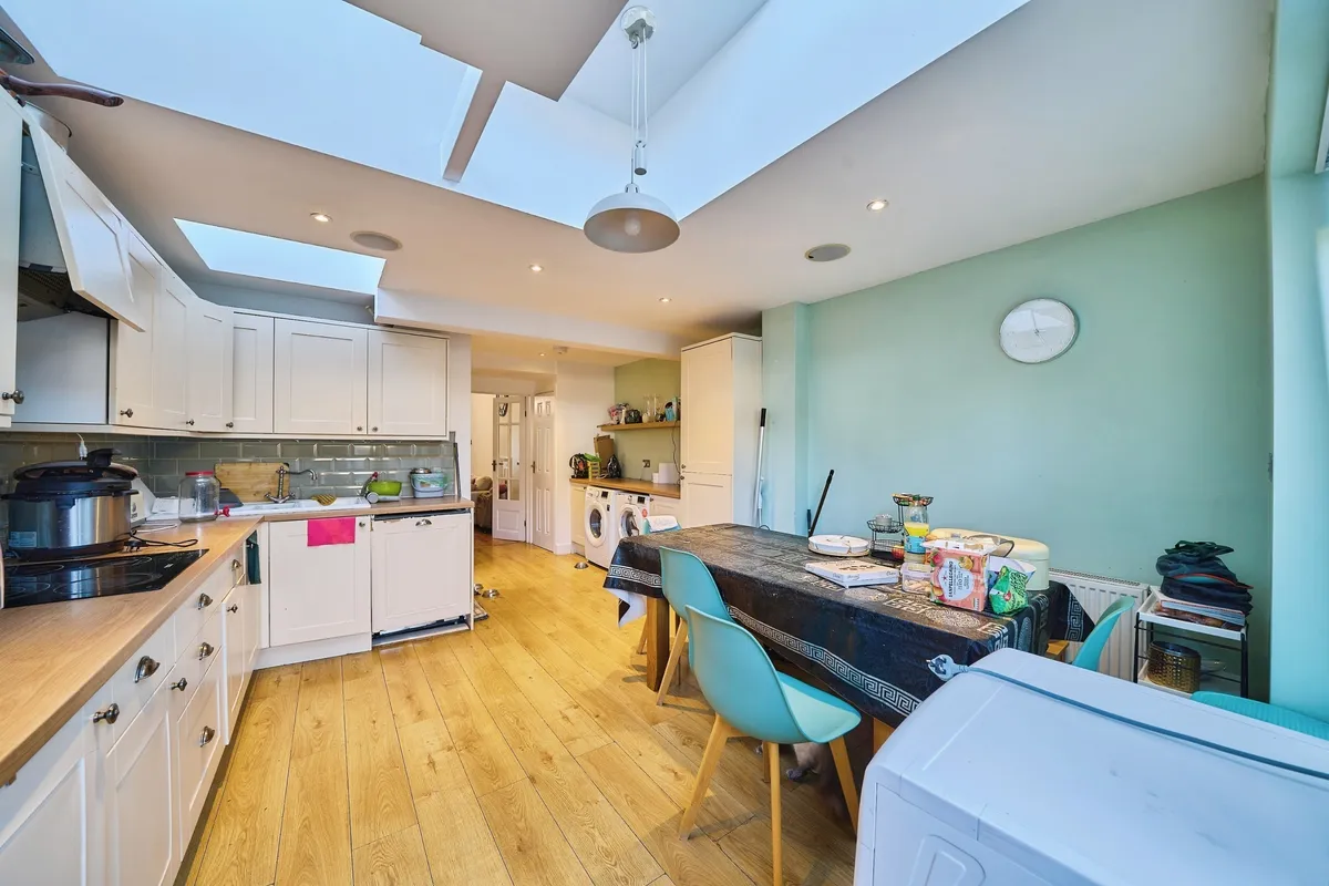 House Harwoods Road in Watford