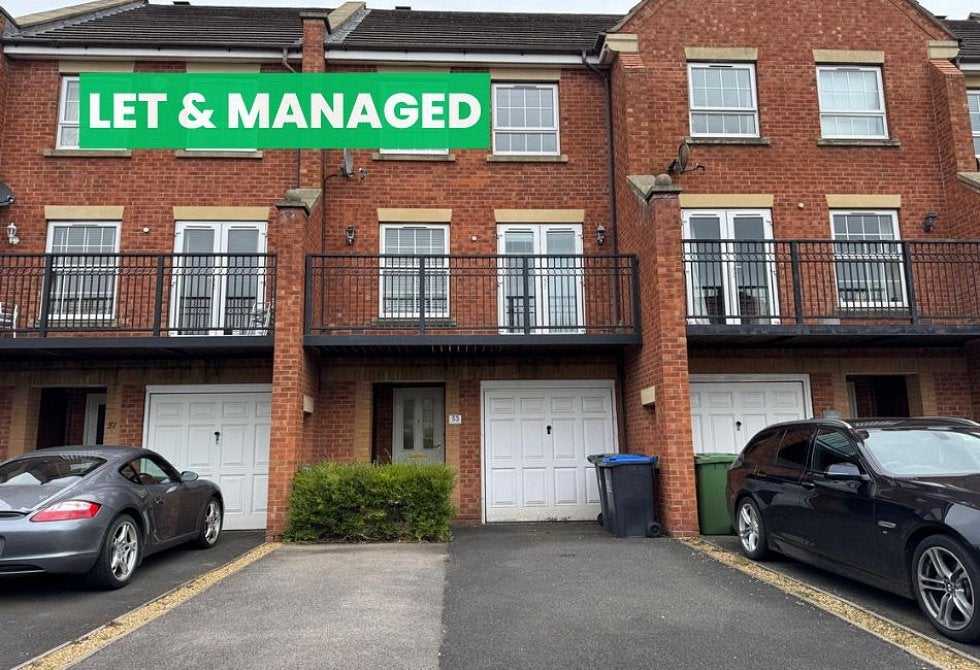 House Banquo Approach in Warwick