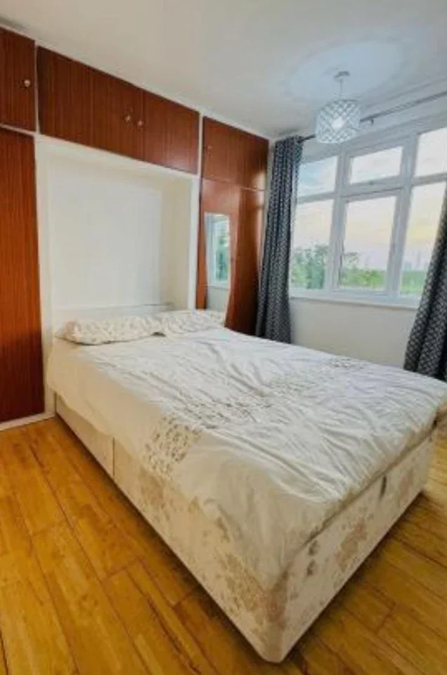 Room Waltham Way in Greater London
