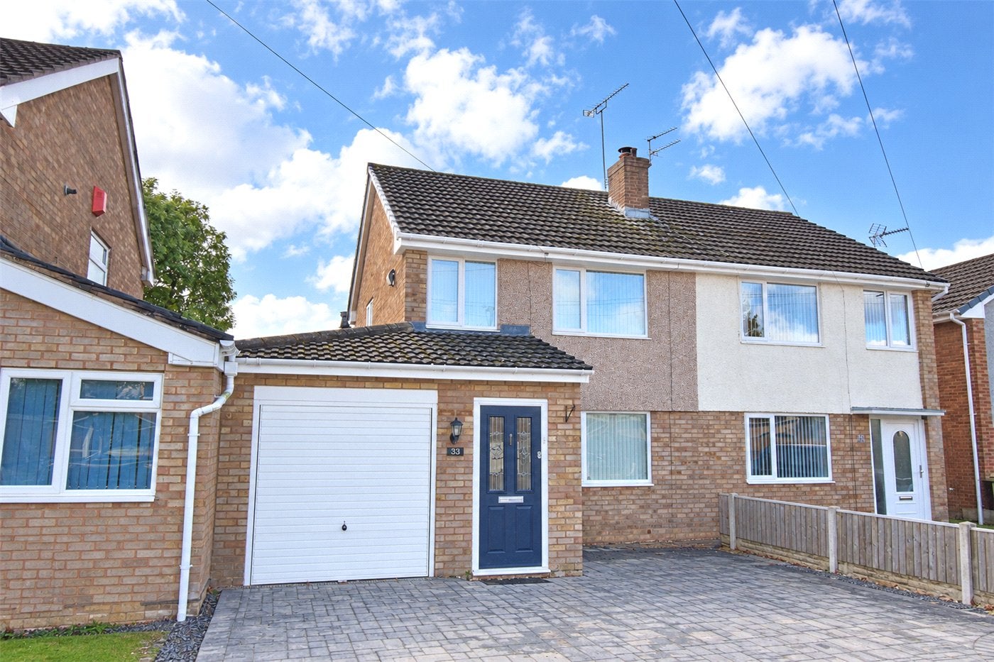 House Summertrees Road in Ellesmere Port