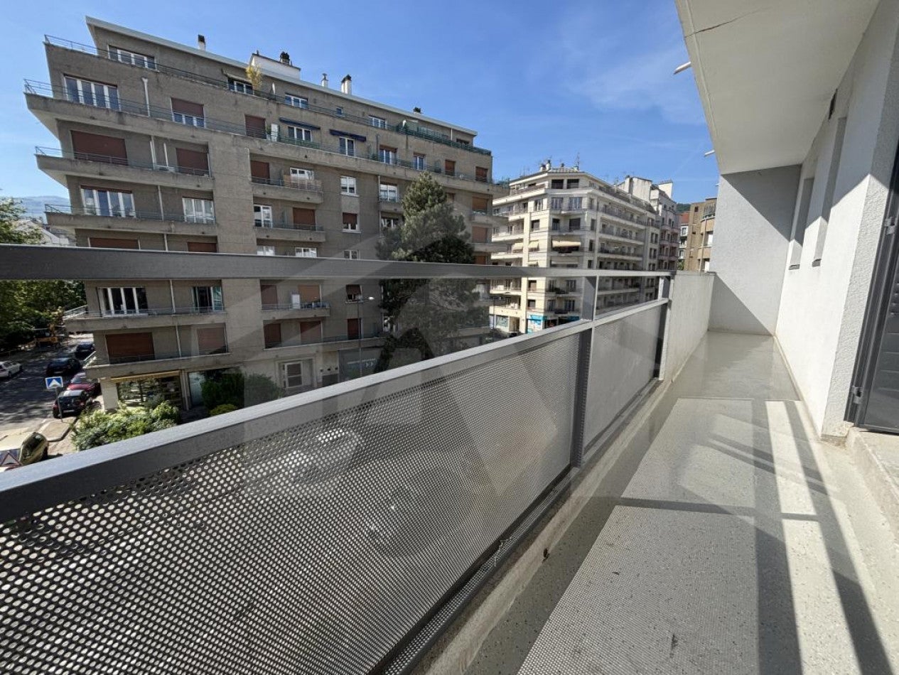 Appartement Rue Paul Janet à Grenoble