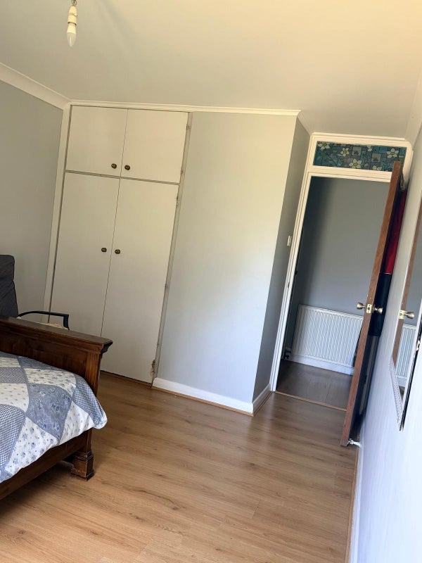Room Langton Way in Greater London