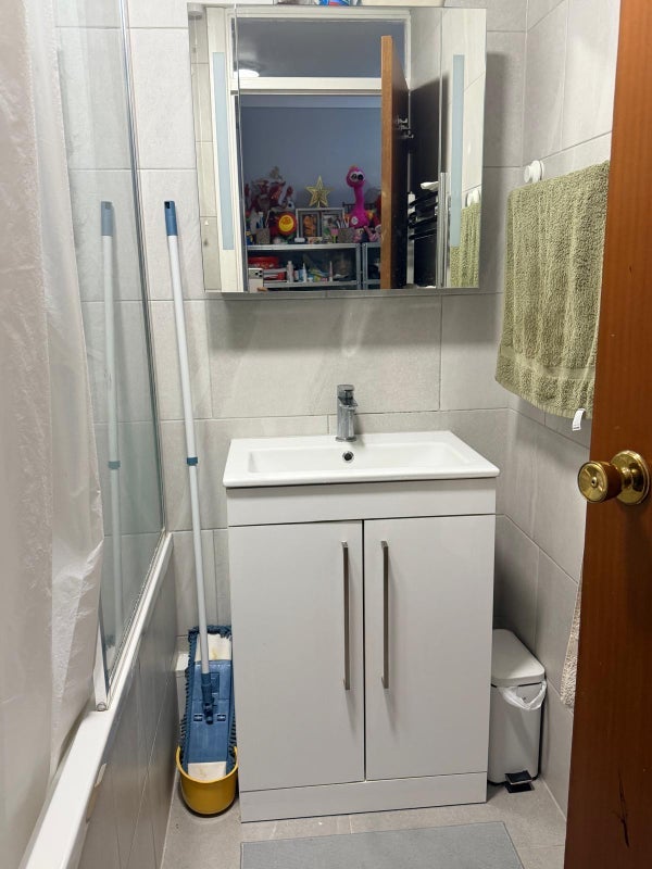 Room Langton Way in Greater London