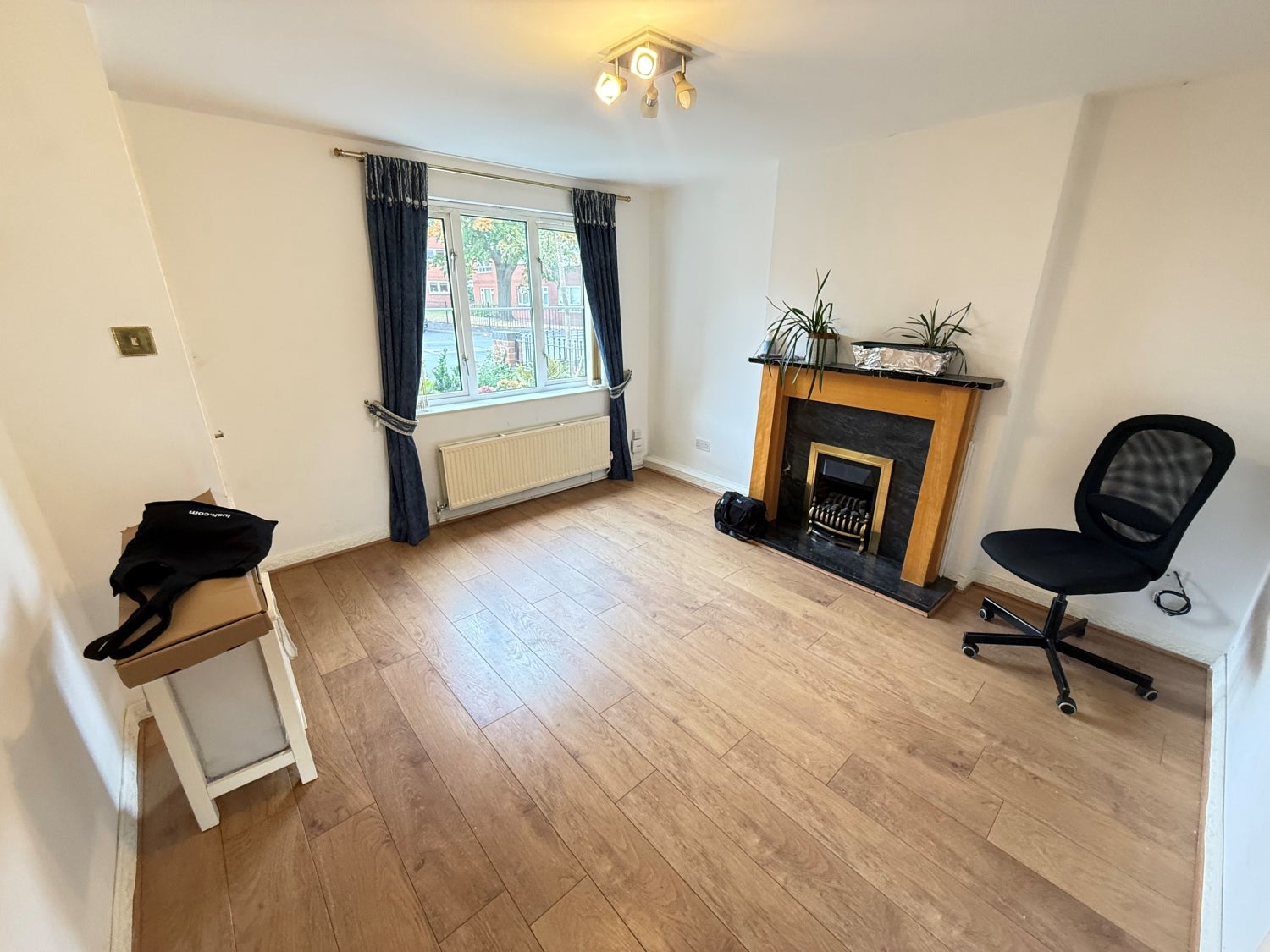 House Cedar Walk in Wakefield
