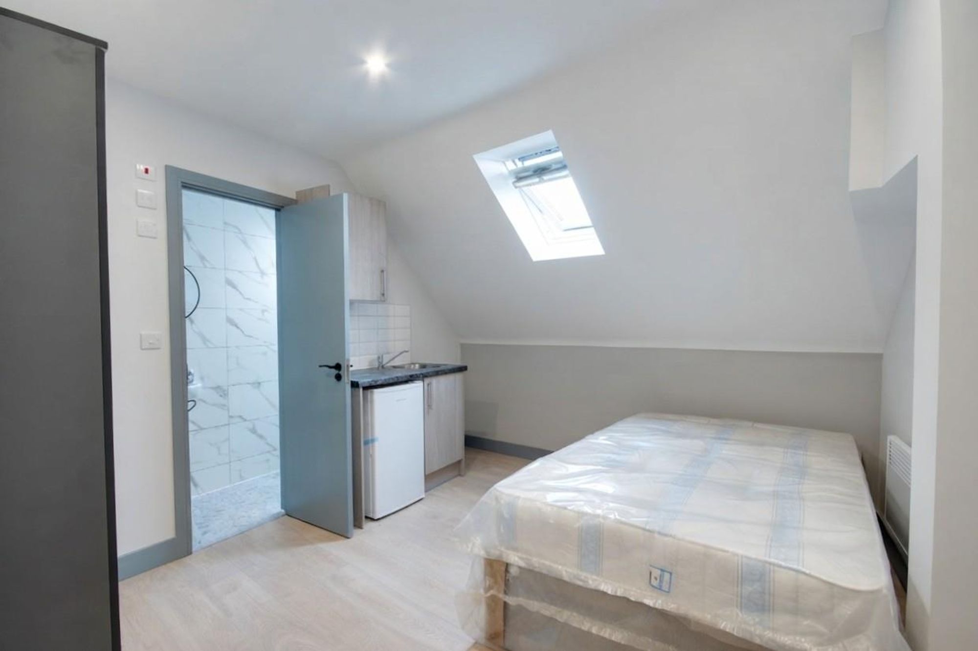 Room North Street in Worthing