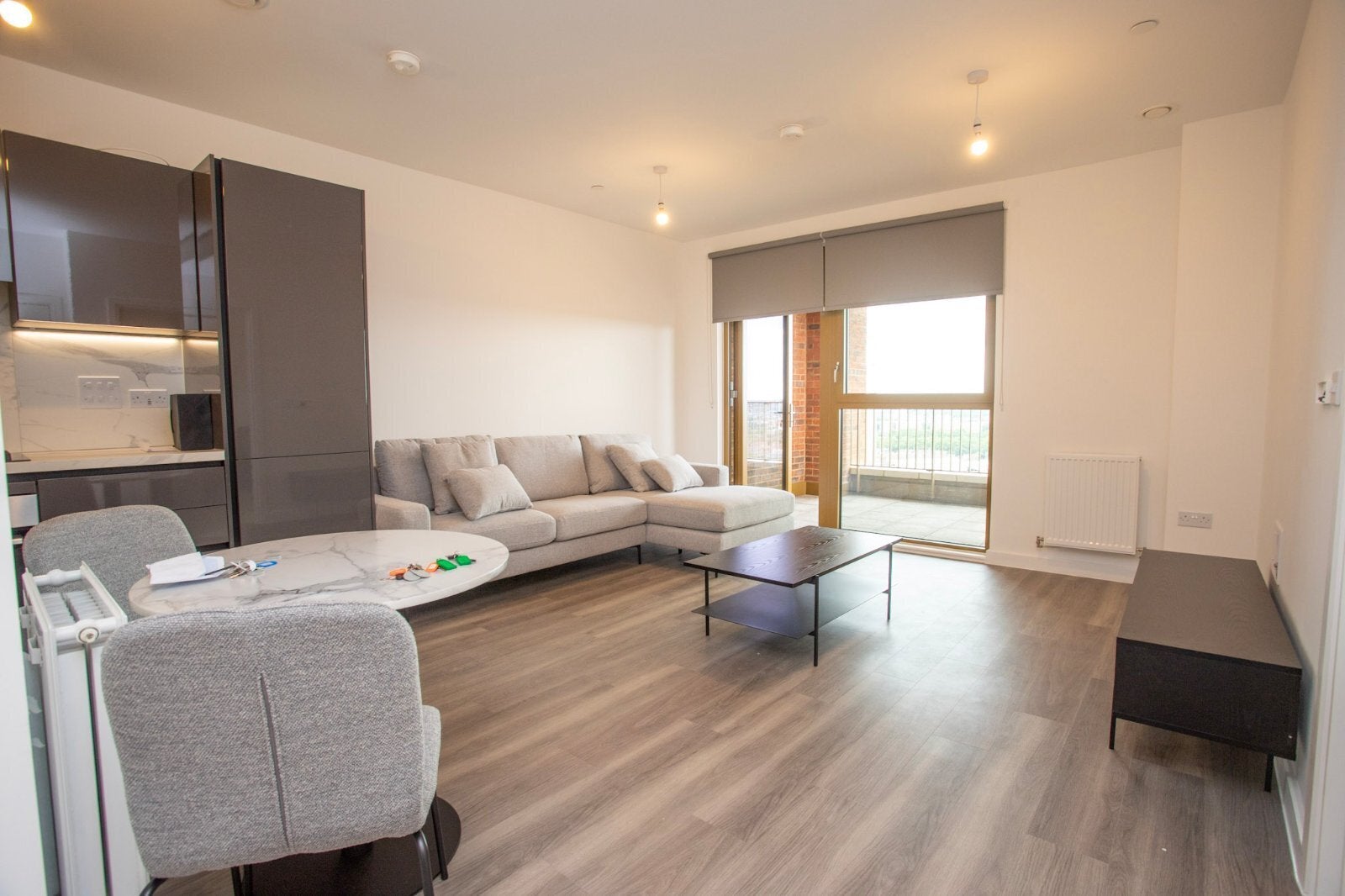 Flat Ilderton Road in Greater London