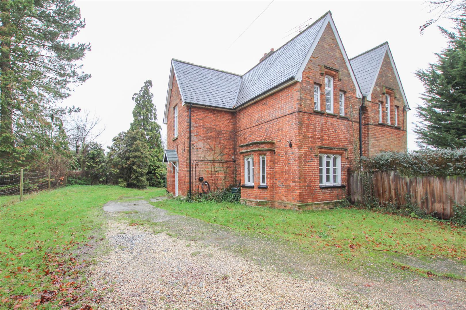 House Catons Lane in Uttlesford