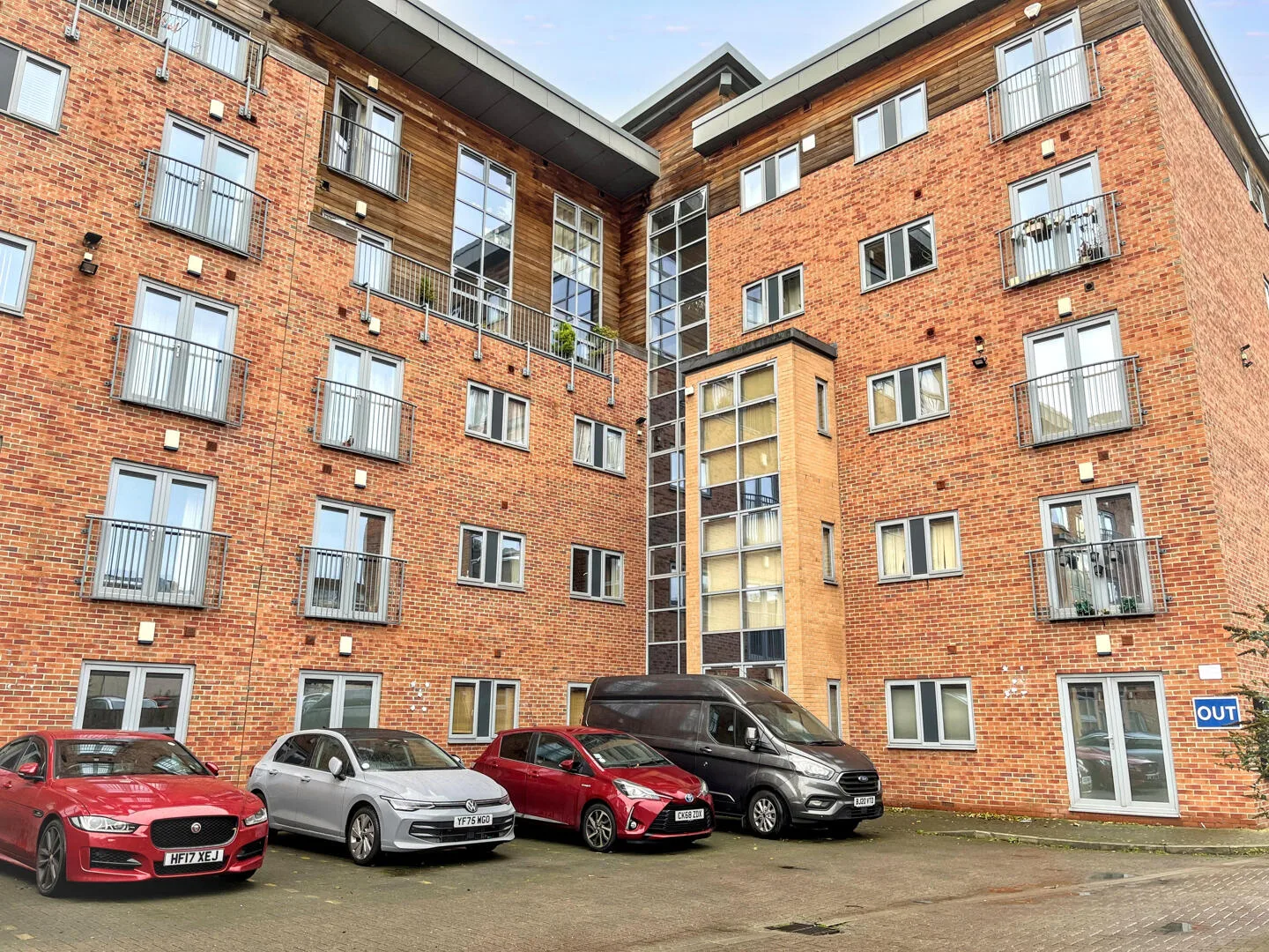 Flat South Parade in Wakefield